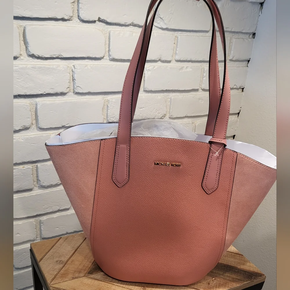 👜 Michael Kors Portia Bucket Large Tote NWT - Picture 14 of 16